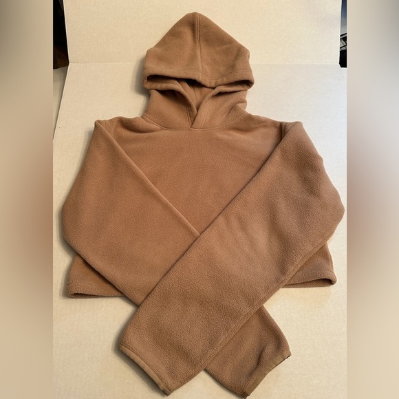 TNA Aritzia Women’s Size XS Cozy Fleece Cropped Hoodie Tan Hood Logo - Picture 5 of 9
